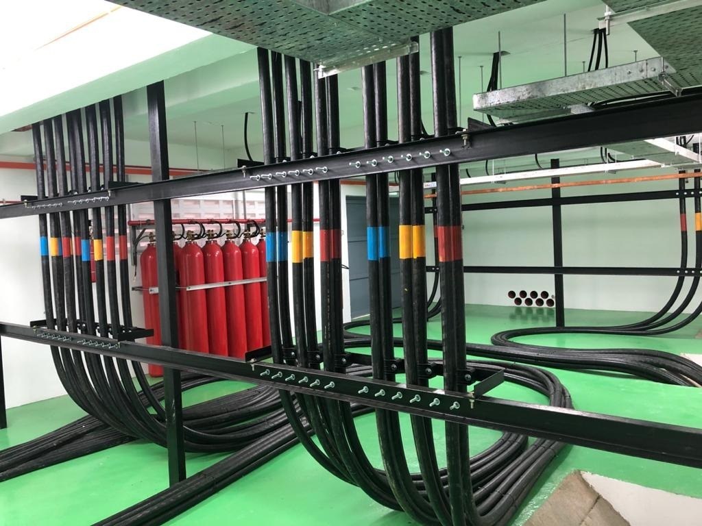 Colour-coded LV cabling